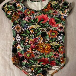 Petit Little Girl One Piece Bodysuit One Size